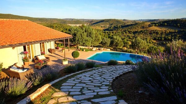 Les meilleures maisons avec piscine dans le Luberon pour un séjour parfait